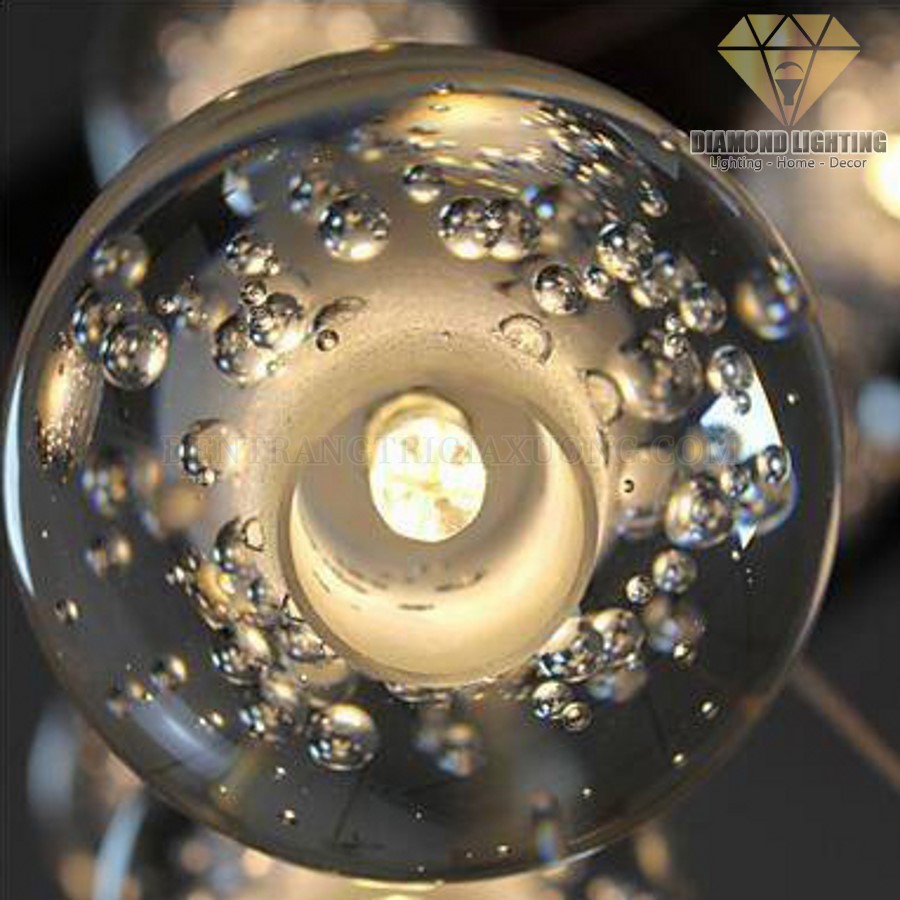 Đèn thả bi thông tầng hiện đại 850 rất phù hợp để làm đèn thông tầng, đèn trang trí, trang trí phòng khách, trang trí bàn ăn và trang trí phòng ngủ cho ngôi nhà của bạn !