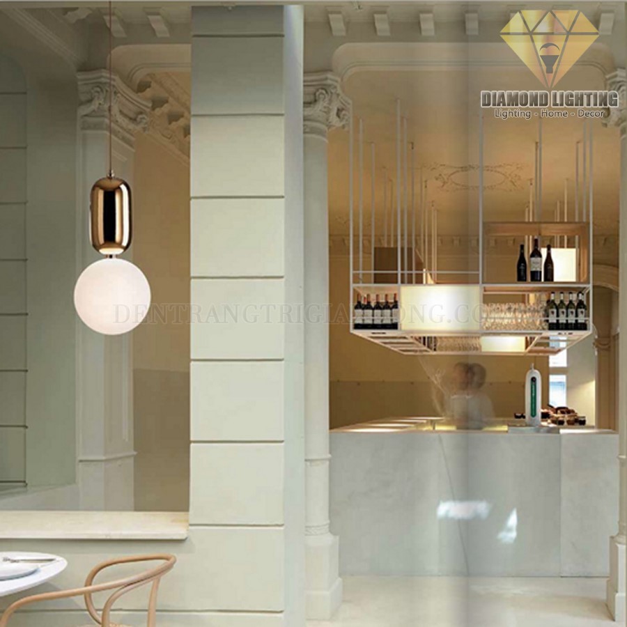 Đèn thả bóng hiện đại DTH440 thường được thả ở trung tâm phòng khách, giữa bàn ăn hoặc trung tâm phòng ngủ. Vừa làm đèn chiếu sáng, vừa làm đèn trang trí.