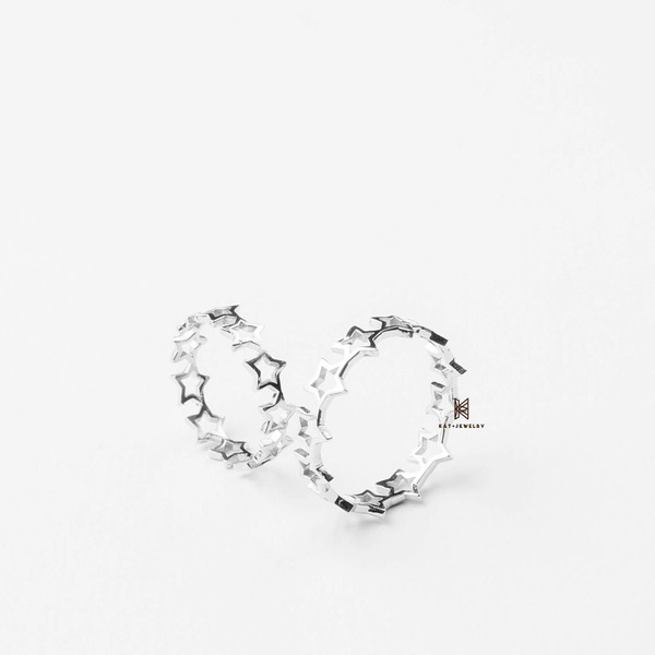 Multi Star Ring thiết kế ngôi sao đầy cuốn hút