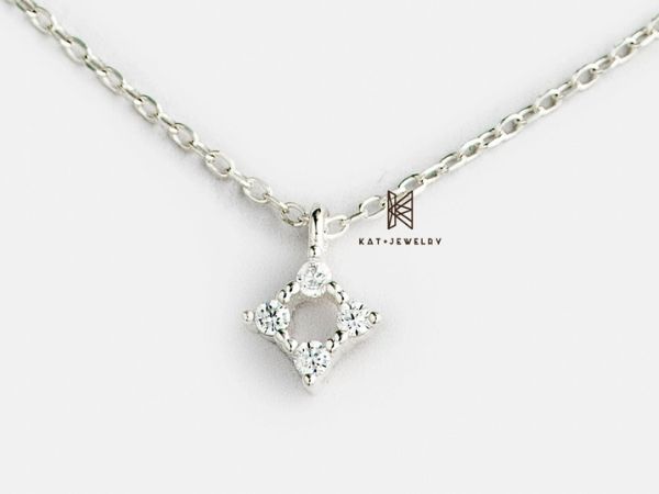 N Square Gem mang đến sự mạnh mẽ nhưng không kém phần thanh thoát