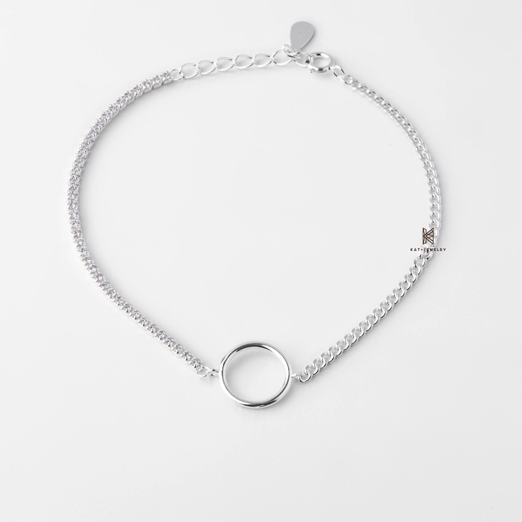 Thiết kế đơn giản, tinh tế, thể hiện sự đồng điệu các cặp đôi yêu nhau