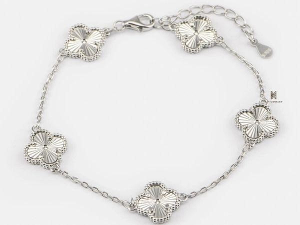 Mẫu dây với ý nghĩa mang lại may mắn trong tình yêu