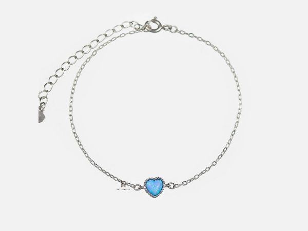 Mẫu dây mang màu đá xanh hy vọng và lãng mạn