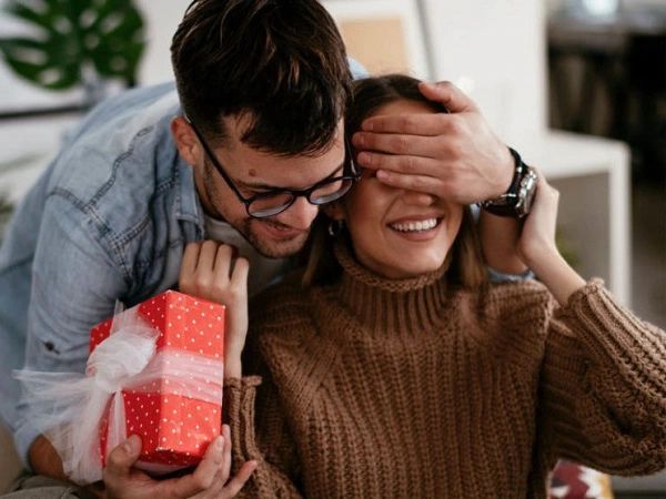 Cân nhắc từng đối tượng để lựa chọn trang sức bạc phù hợp