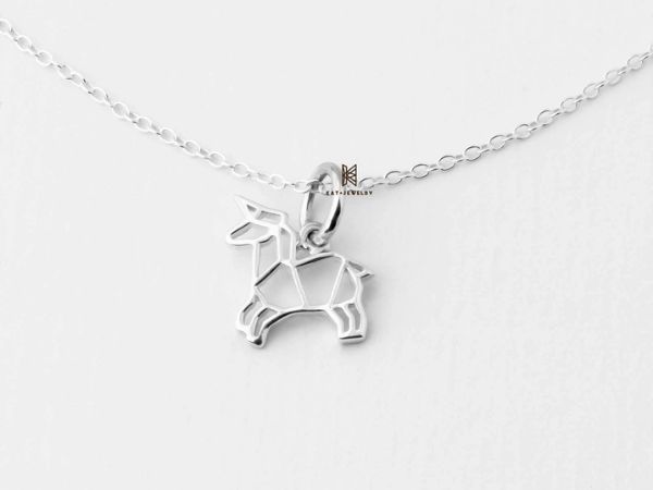 Mẫu dây kỳ lân với ý tưởng hình học độc đáo và huyền bí