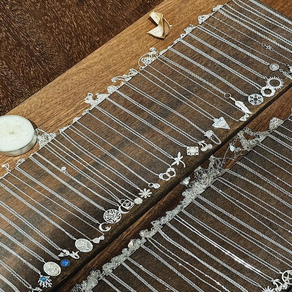 Kiểm tra ngoại quan (màu sắc, độ bóng)