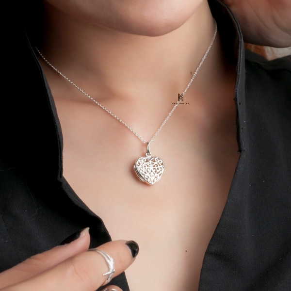 Chọn dây chuyền phù hợp với dáng người