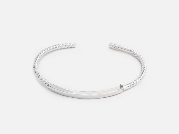 Mẫu thiết kế với hiệu ứng oxy hóa mang đến vẻ cổ điển