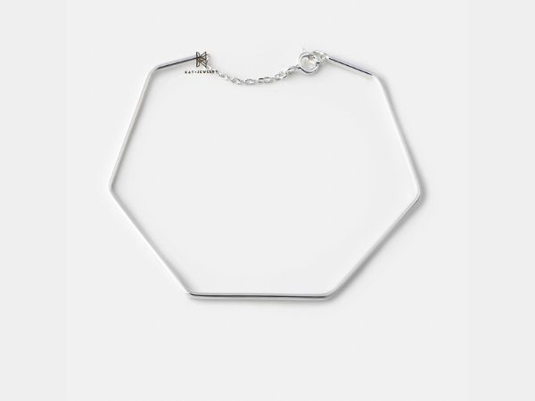 Mẫu thiết kế độc đáo phù hợp cả nam và nữ