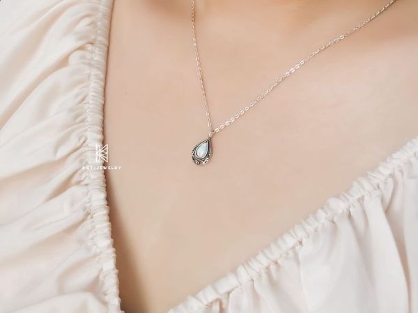 Dây chuyền bạc mặt đá CZ với giá thành hợp lý