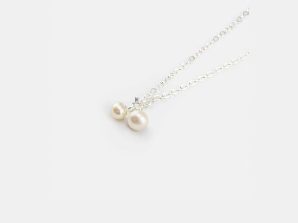 N Drop Double Pearl phù hợp với áo dài truyền thống