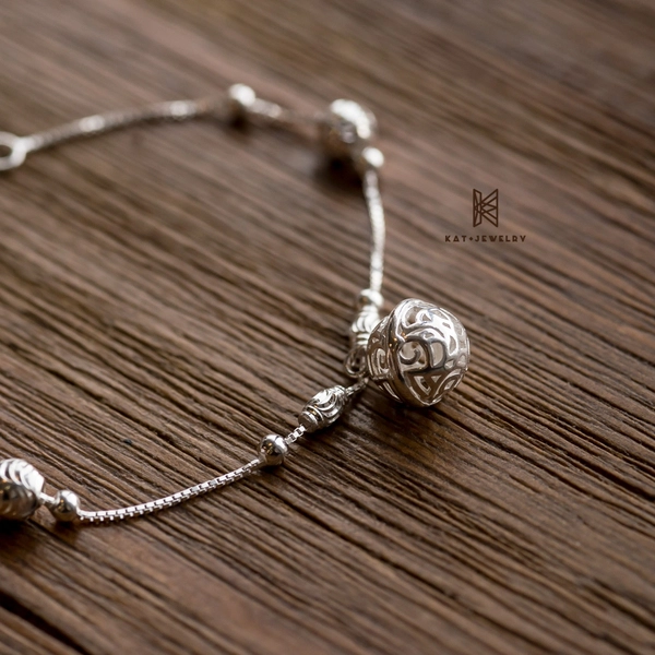 Các sản phẩm bạc hiện đại nhưng vẫn giữ được nét truyền thống