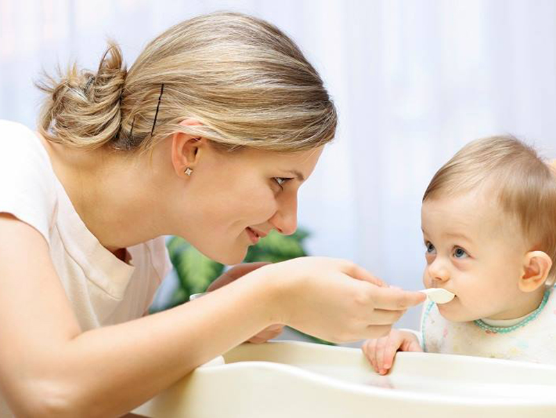 Dịch vụ giúp việc trông trẻ giờ hành chính công ty giúp việc Hồng Phúc