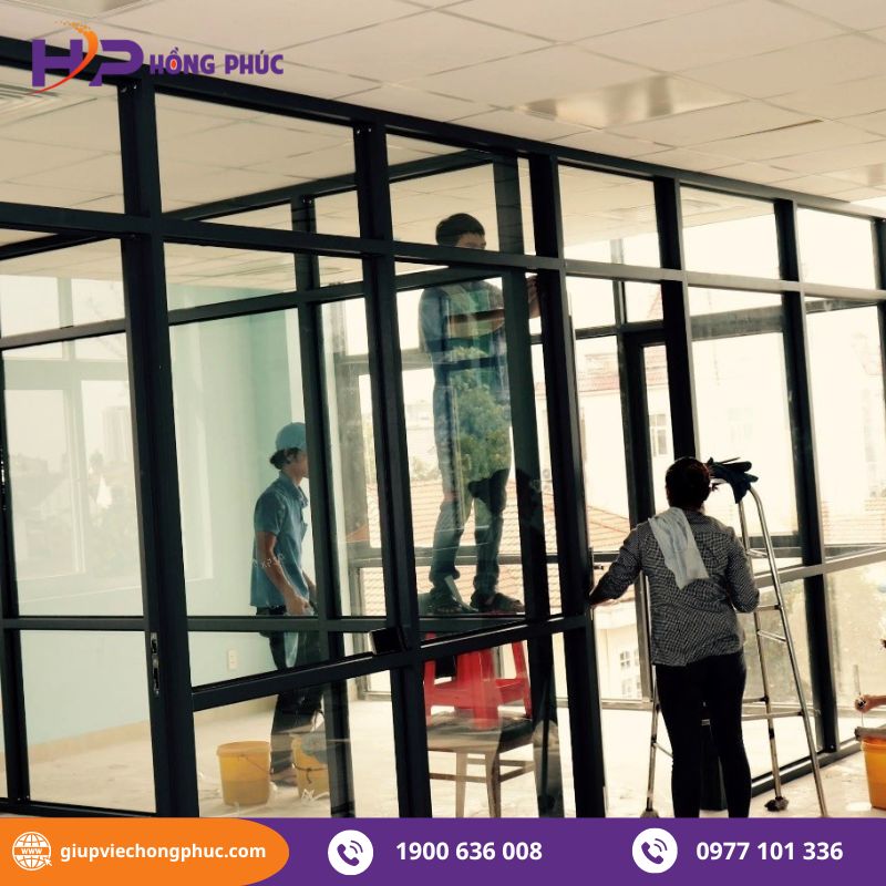 Lý do cần làm sạch kính định kỳ bạn nên biết