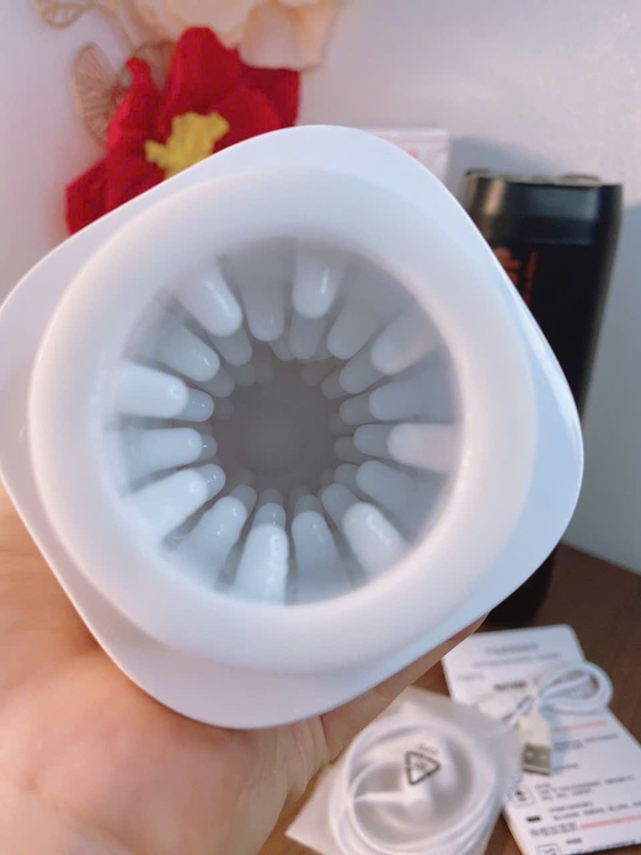 Cốc Thủ Dâm Nguỵ Trang Rung Xoay Giá Rẻ