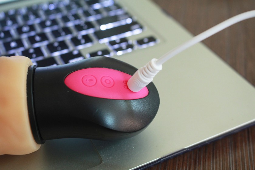 đồ chơi tình dục tỏa nhiệt