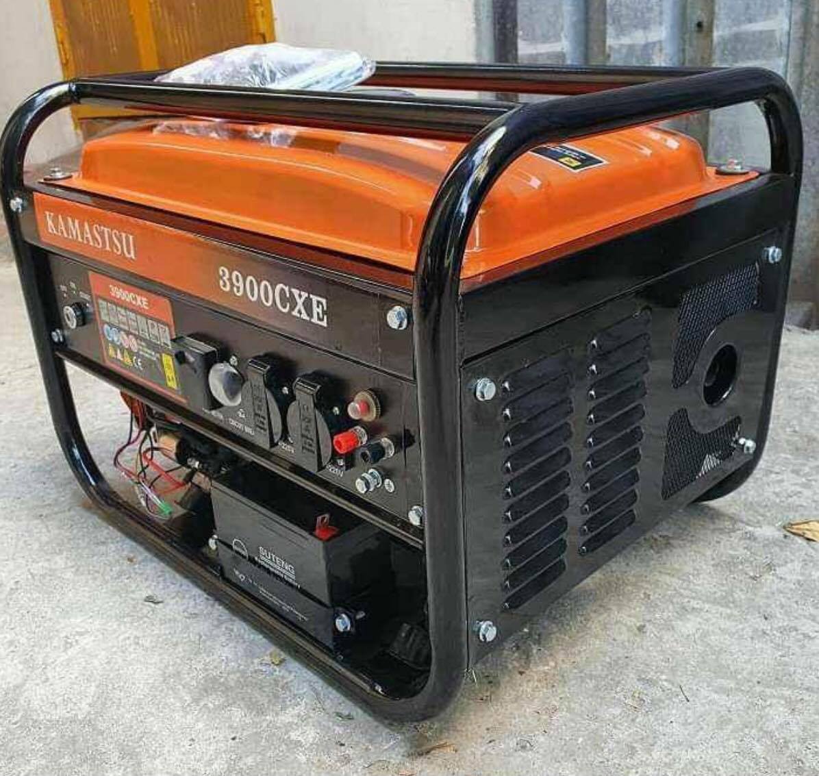 Kamastsu3900CX chạy xăng giật nổ