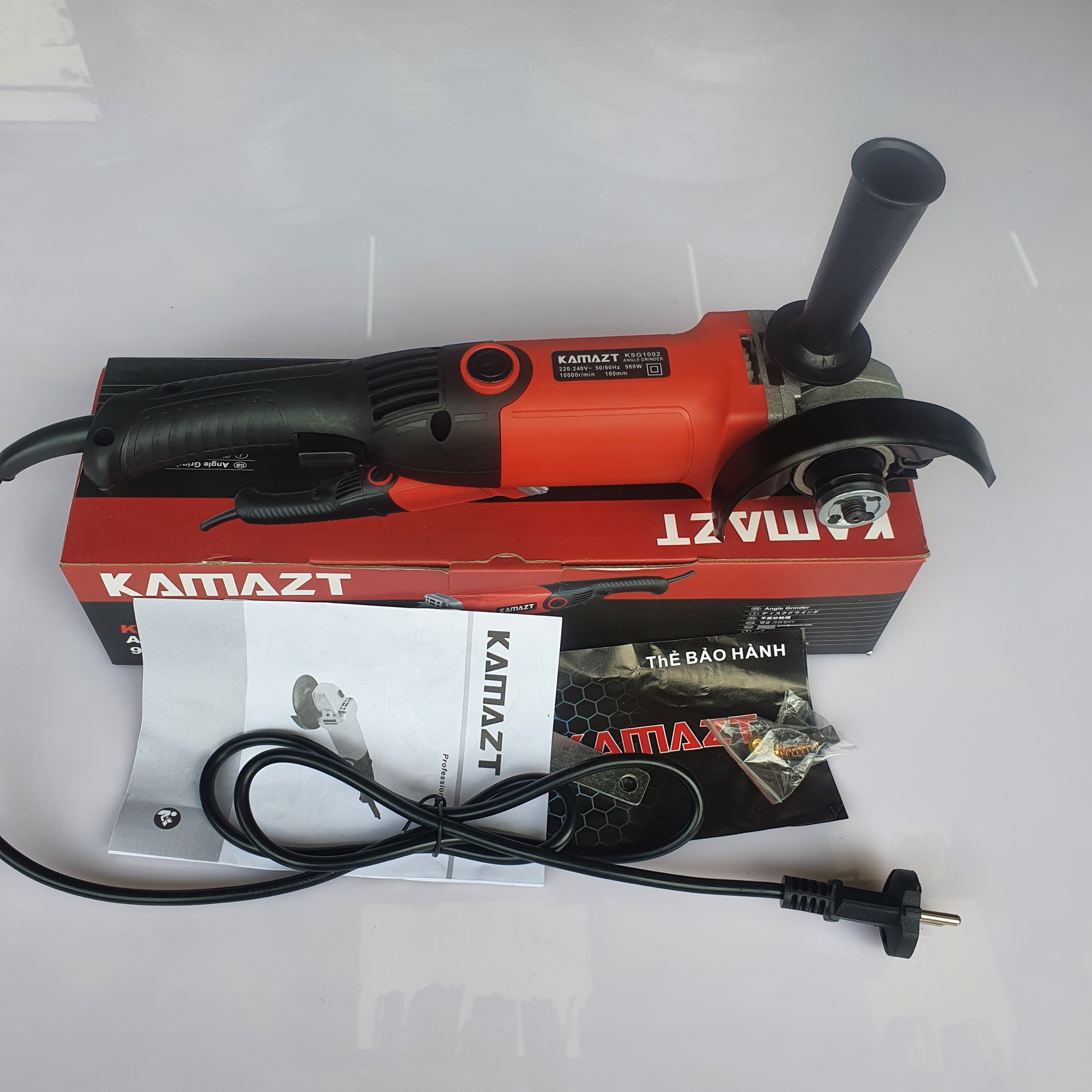 máy mài KAMAZT KSG 1002