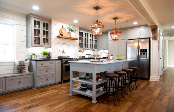 co-lat-duoc-san-go-cong-nghiep-cho-nha-bep-duoc-khong