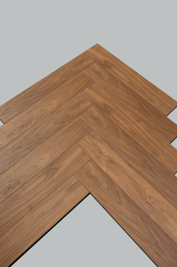 sàn gỗ xương cá cốt đen Hamaz