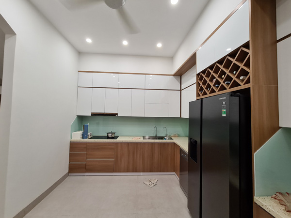 xuong-san-xuat-noi-that-go-cong-nghiep-theo-yeu-cau-ha-noi