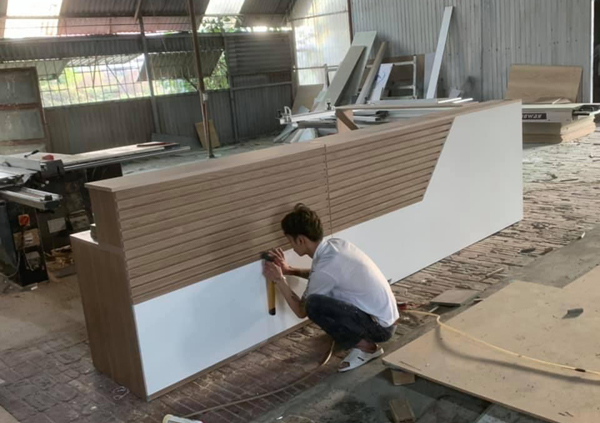 xuong-san-xuat-noi-that-go-cong-nghiep-theo-yeu-cau-ha-noi