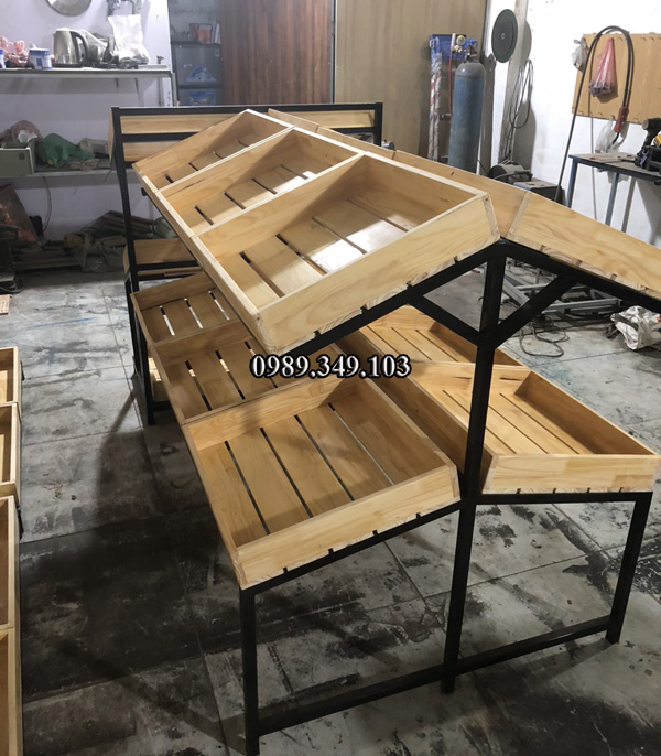 gia-ke-trung-bay-rau-cu-qua