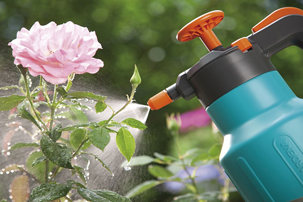 Bình tưới cây xịt áp suất tưới cây 1,25 lít gardena 00814-20 - Nhập khẩu CH Séc Funismart - Sản phẩm thông minh