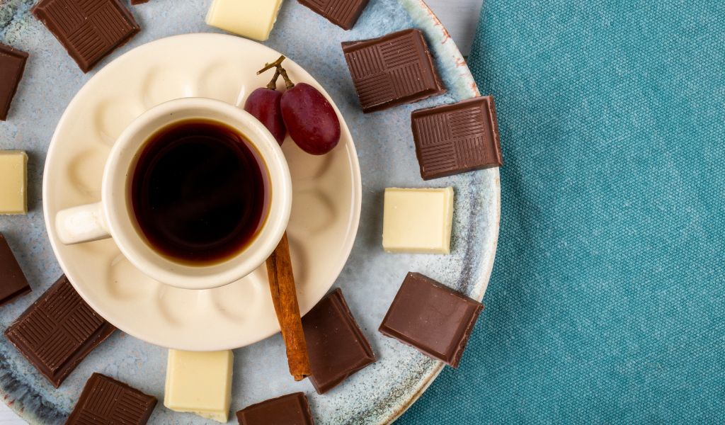 Kết hợp socola và đồ uống là cách để nâng tầm trải nghiệm thưởng thức