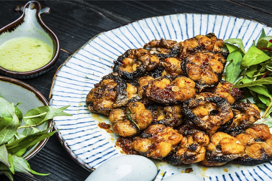 cá chính suối nướng sa tế