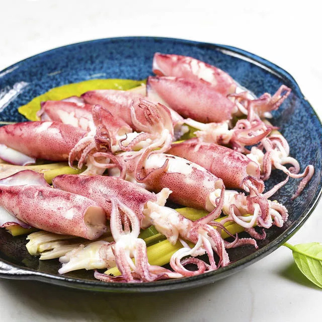 Mực ghim trứng hấp nước dừa 24h Seamart