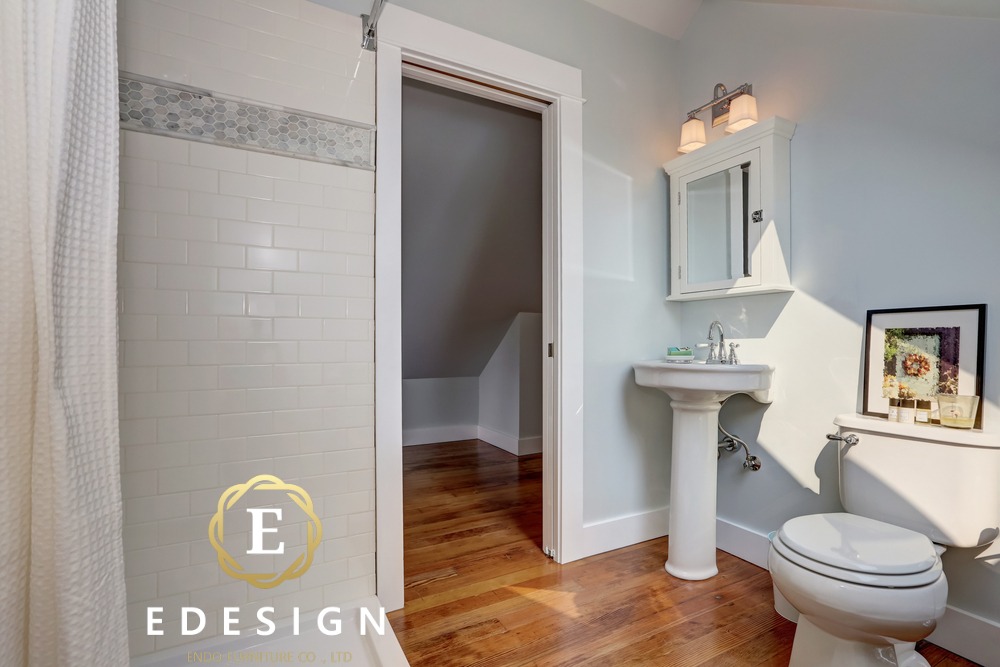 Chậu-rửa-liền-chân-đứng