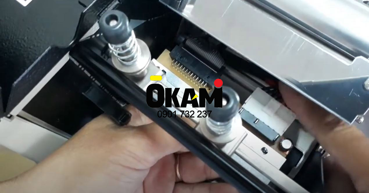 cach thay dau in zebra 110xi4