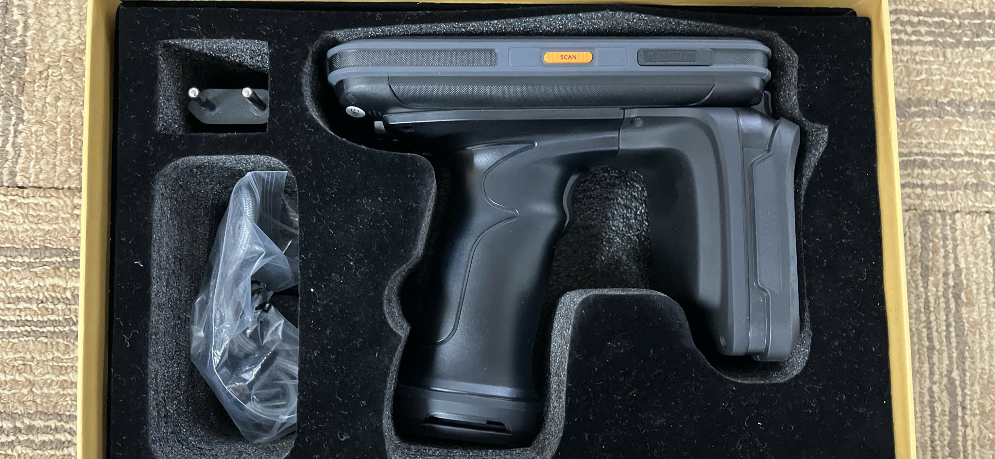 MÁY KIỂM KHO RFID