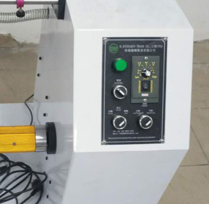 Máy thu cuộn decal sau bế kiểu đứng