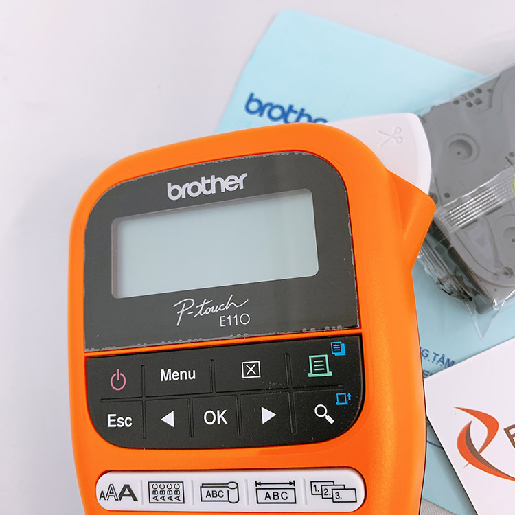 Máy in nhãn Brother P-touch E110