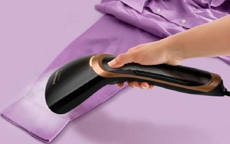 Cách chọn mua bàn ủi hơi nước cầm tay mà bạn nên biết