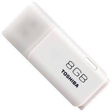 USB 2.0 Toshiba Hayabusa 8GB - Trắng