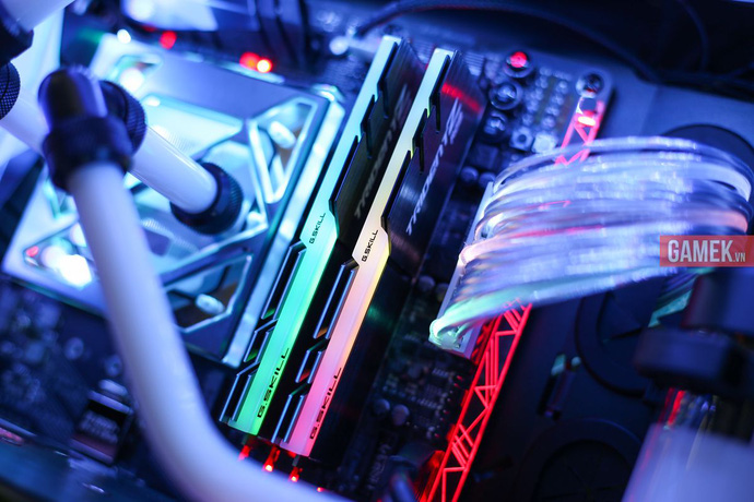 RAM G.Skill TRIDENT Z RGB 16GB (8GBx2) DDR4 3000GHz