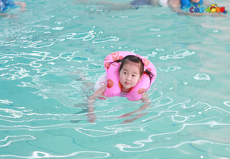 Những hoạt động thú vị ngày hè cho bé