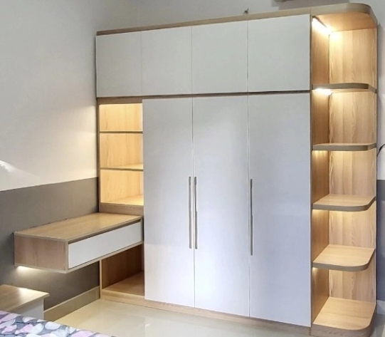 mach-ban-meo-chon-tu-quan-ao-nhua-phu-hop-voi-tung-do-tuoi