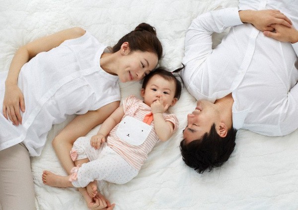 tinh-cam-gia-dinh-quan-trong-voi-tre-nho-nhu-the-nao