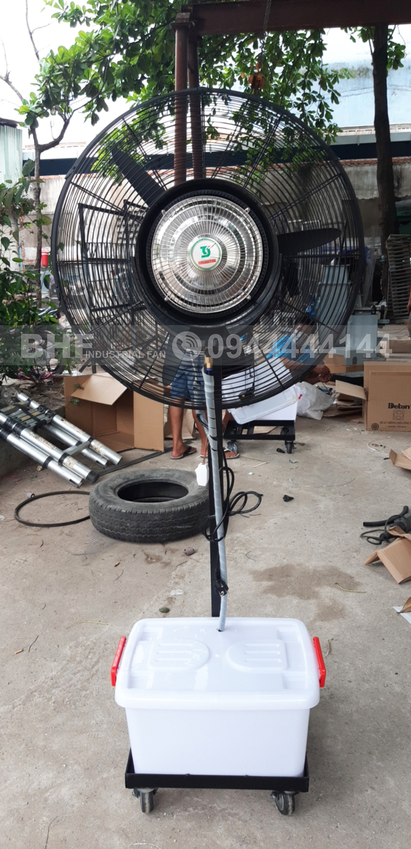 Quạt đứng phun sương công nghiệp đĩa xoay