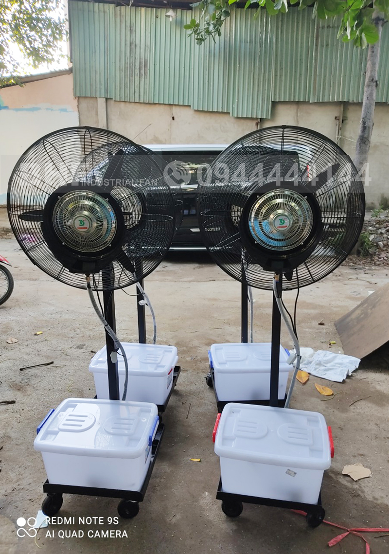 Quạt đứng phun sương giá rẻ