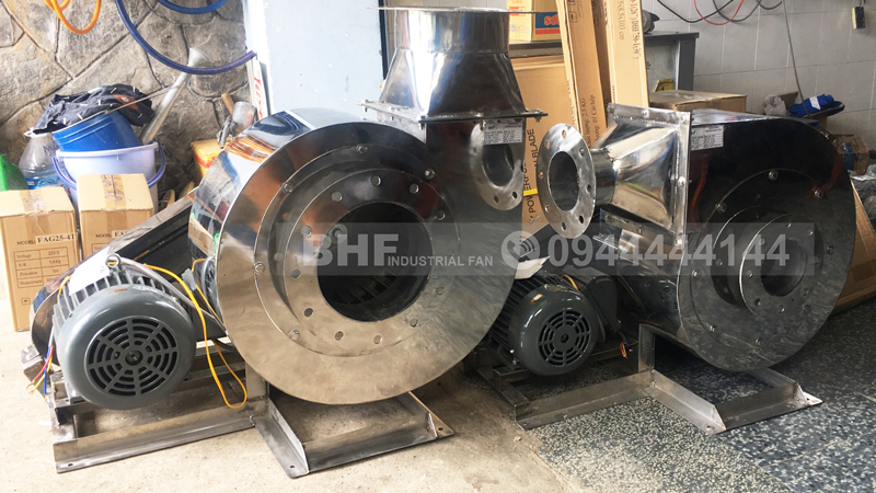 Quạt ly tâm inox truyền động gián tiếp