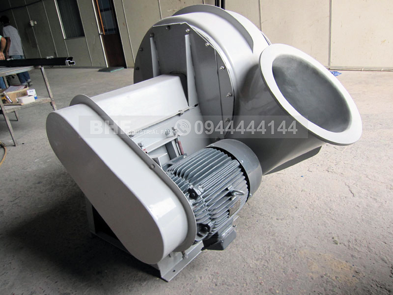 Quạt hút ly tâm công nghiệp được đúc nguyên bộ vỏ bằng composite
