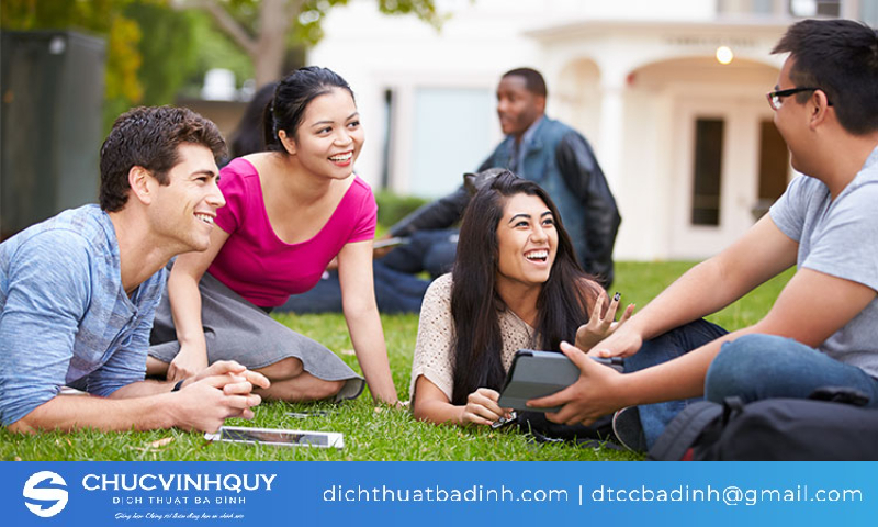 Các du học sinh tại Singapore