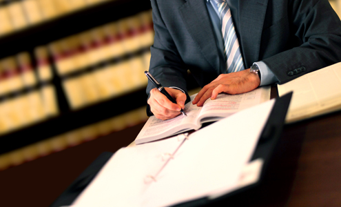 Hop-phap-hoa-lanh-su-giay-phep-lao-đong-va-cac-co-quan-to-chuc-co-tham-quyen-hop-phap-hoa-lanh-su-giay-phep-lao-đong