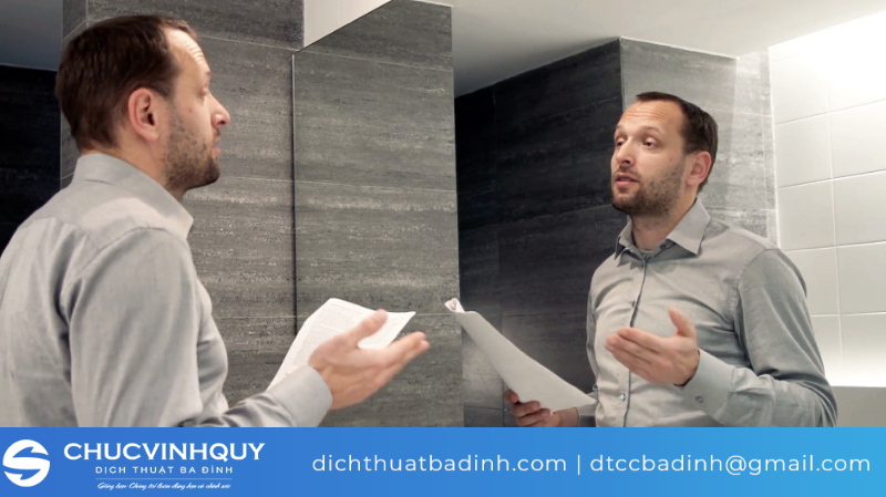 Bạn hãy luyện tập phản xạ tiếng Anh qua gương