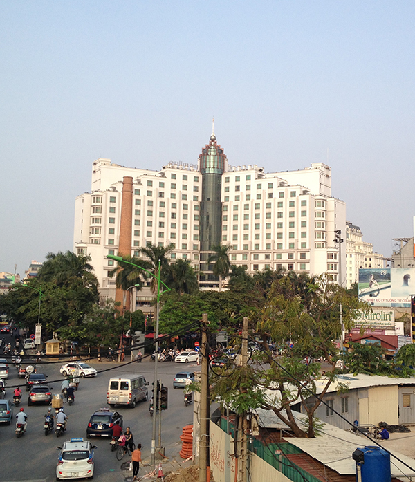 Lãnh sự danh dự Bồ Đào Nha ở Việt Nam trên tầng 5 khách sạn pullman, 40 Cat Linh